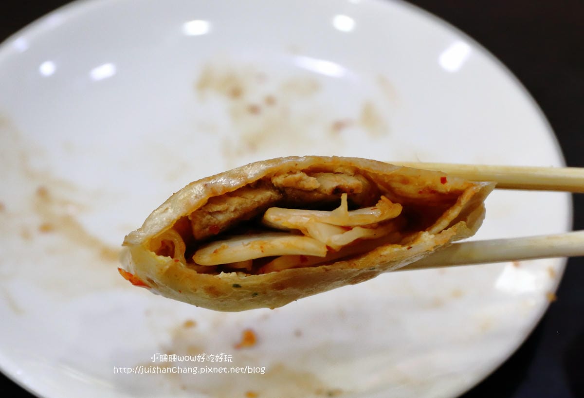 【食||台中】夏茶爾活力餐飲〜中興大學美食推薦。好喝健康現打果汁搭配營養早午餐，好吃肉蛋吐司底加拉！