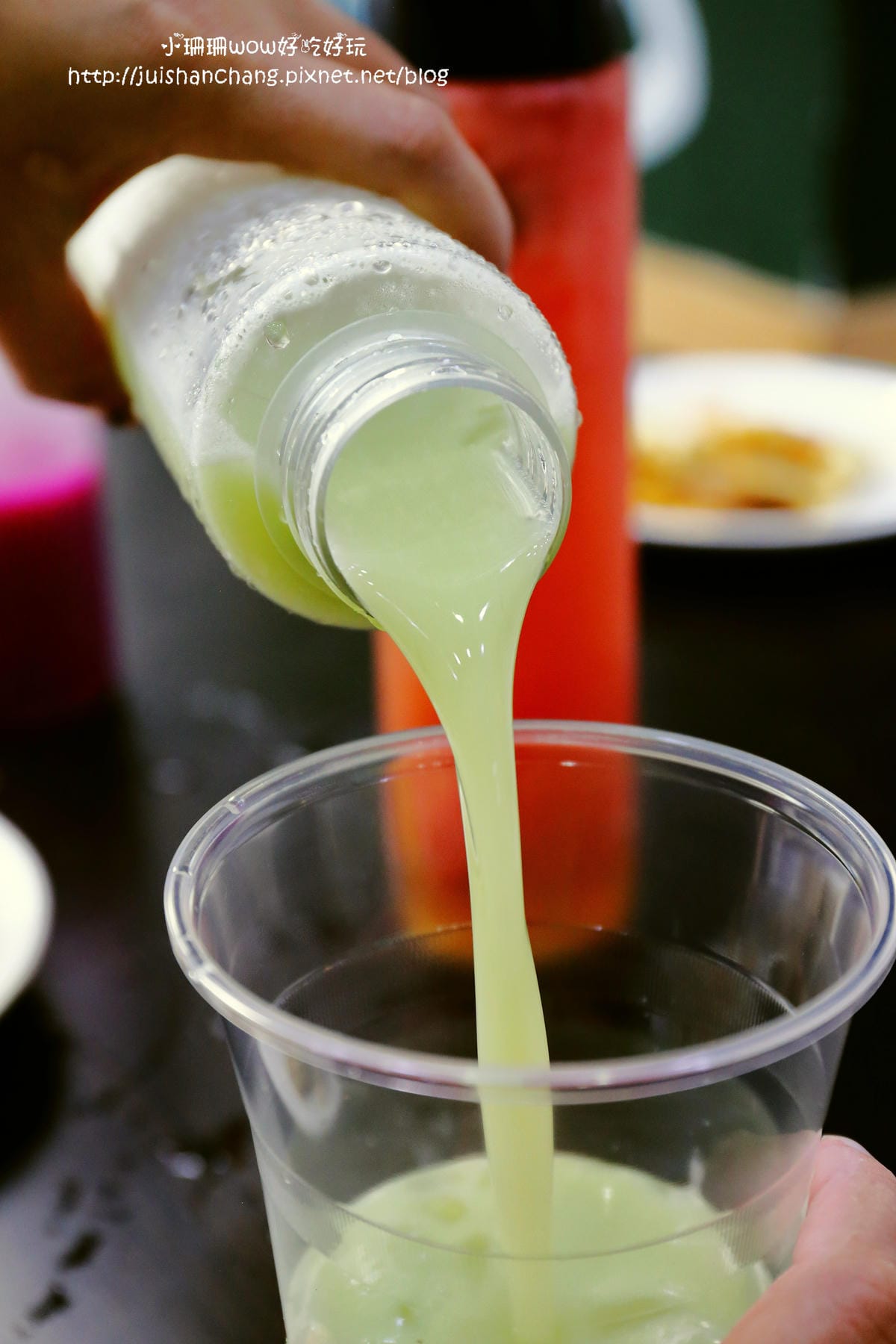 【食||台中】夏茶爾活力餐飲〜中興大學美食推薦。好喝健康現打果汁搭配營養早午餐，好吃肉蛋吐司底加拉！