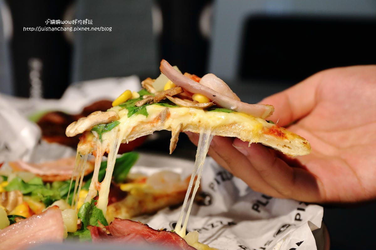 【食||台北】Plus Pizza〜自己的PIZZA自己作主/藝人梁靜茹開的超人氣餐廳/公館美食（已歇業）