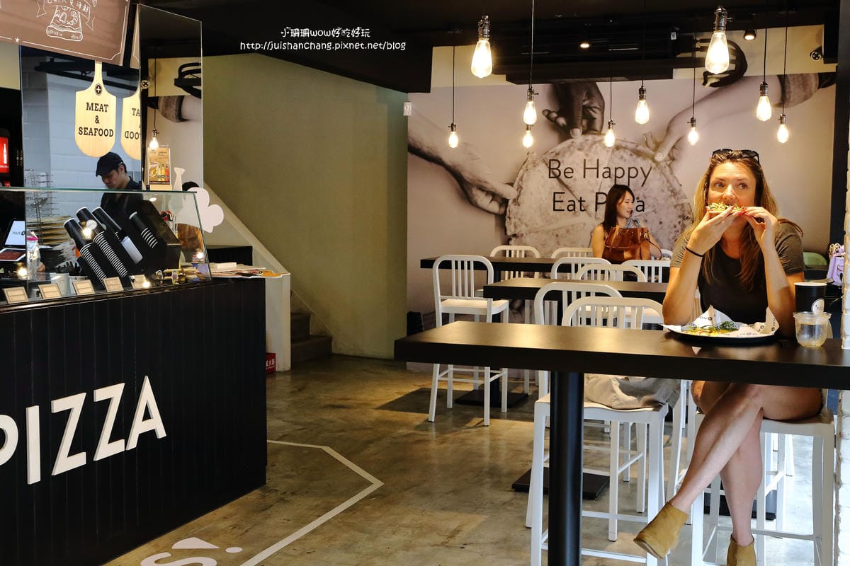 【食||台北】Plus Pizza〜自己的PIZZA自己作主/藝人梁靜茹開的超人氣餐廳/公館美食（已歇業）