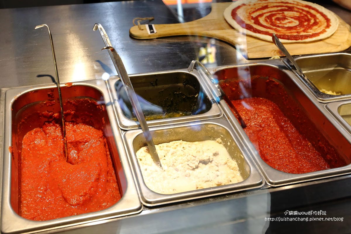 【食||台北】Plus Pizza〜自己的PIZZA自己作主/藝人梁靜茹開的超人氣餐廳/公館美食（已歇業）