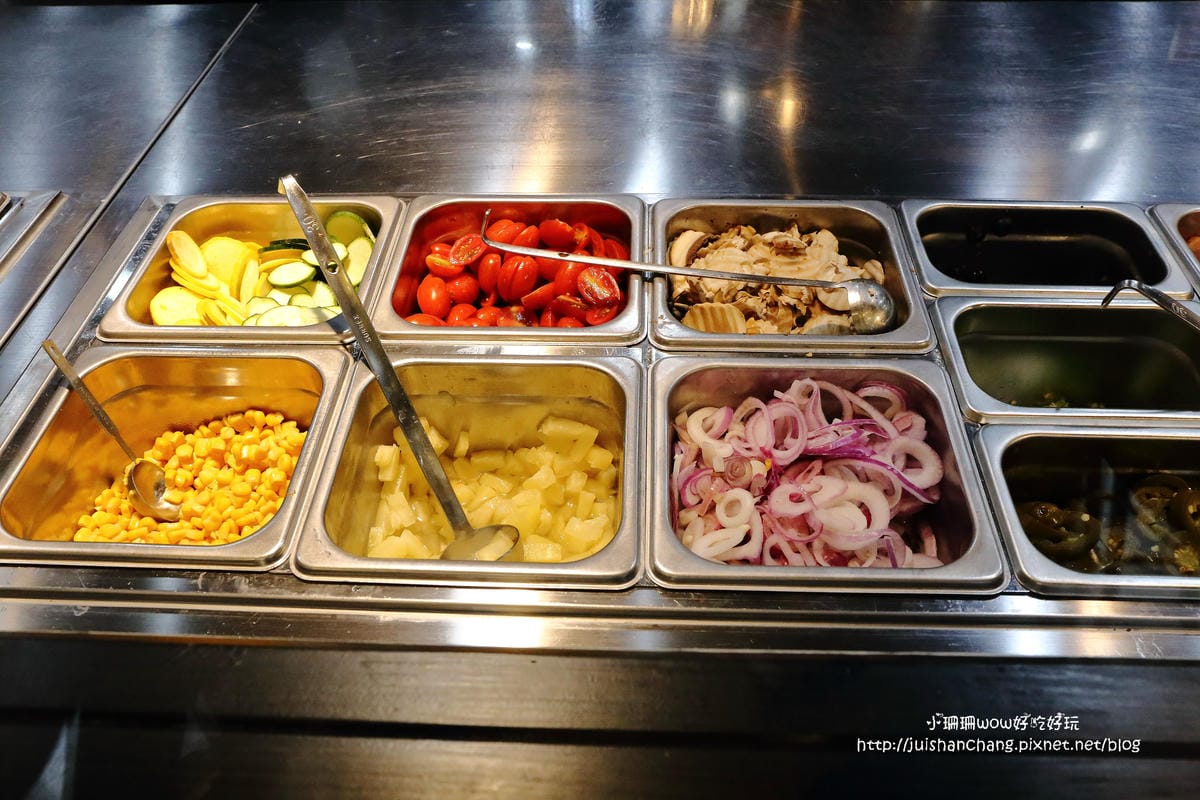 【食||台北】Plus Pizza〜自己的PIZZA自己作主/藝人梁靜茹開的超人氣餐廳/公館美食（已歇業）