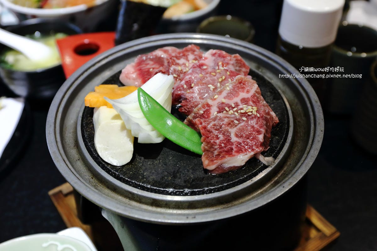 【食||台中】三次魚屋河南店〜老饕最愛，平價也能吃到CP超高的五星級日式料理！