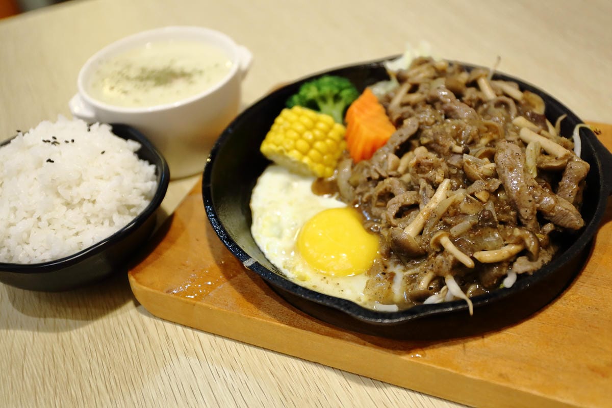 【食||中壢】Cocomic Pasta  可可米義大利麵〜中原大學旁義大利麵/焗烤/鑄鐵鍋料理，學區平價好味道，吃飽又不傷荷包！(已歇業)