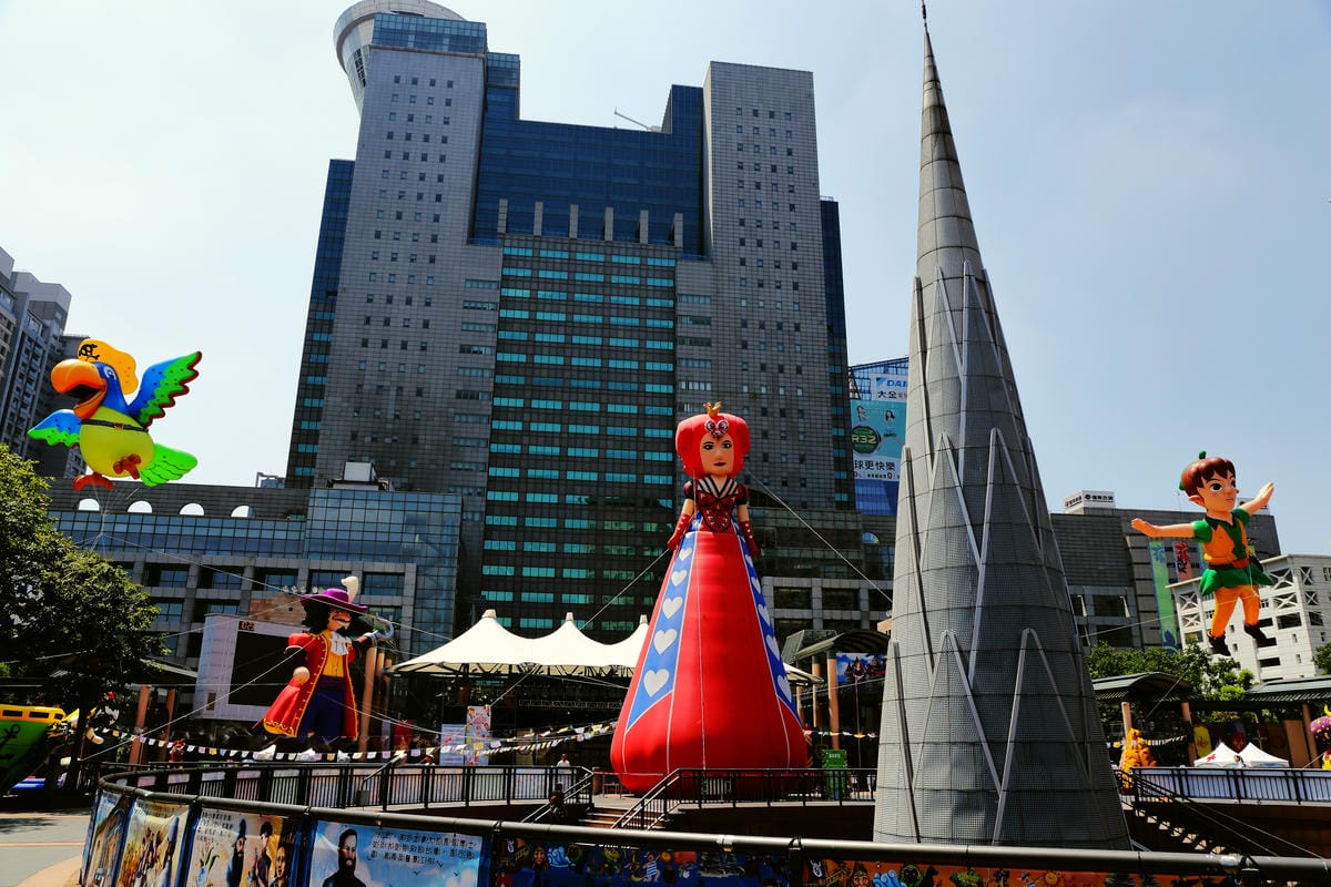 【新北親子旅遊景點推薦】2016 新北市兒童藝術節─童話城堡‬〜與虎克船長一起大冒險，一年一度暑假兒童盛會熱鬧登場！