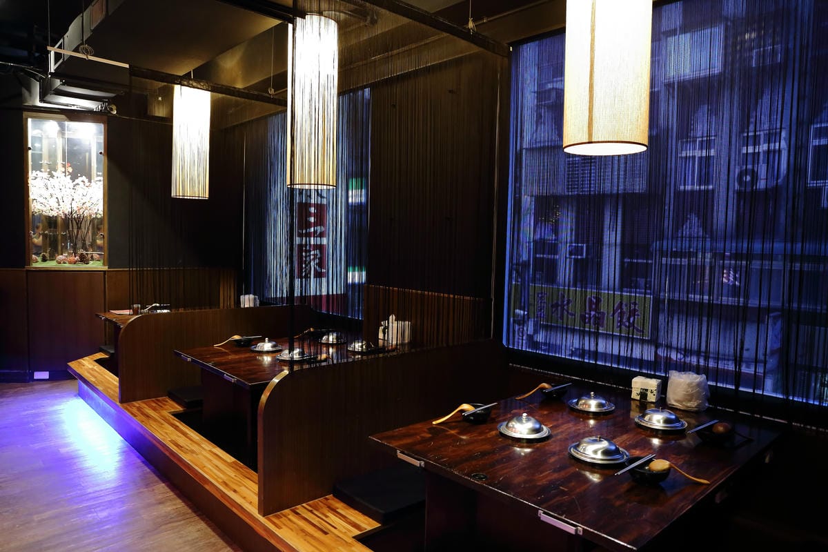 【食||萬華】上乘三家西門旗艦店〜西門火鍋推薦。超澎湃雙人帝王蟹龍蝦鍋，大海精華襲擊你的味蕾！(已歇業)