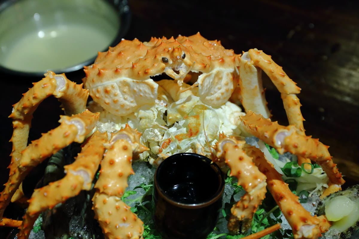 【食||萬華】上乘三家西門旗艦店〜西門火鍋推薦。超澎湃雙人帝王蟹龍蝦鍋，大海精華襲擊你的味蕾！(已歇業)