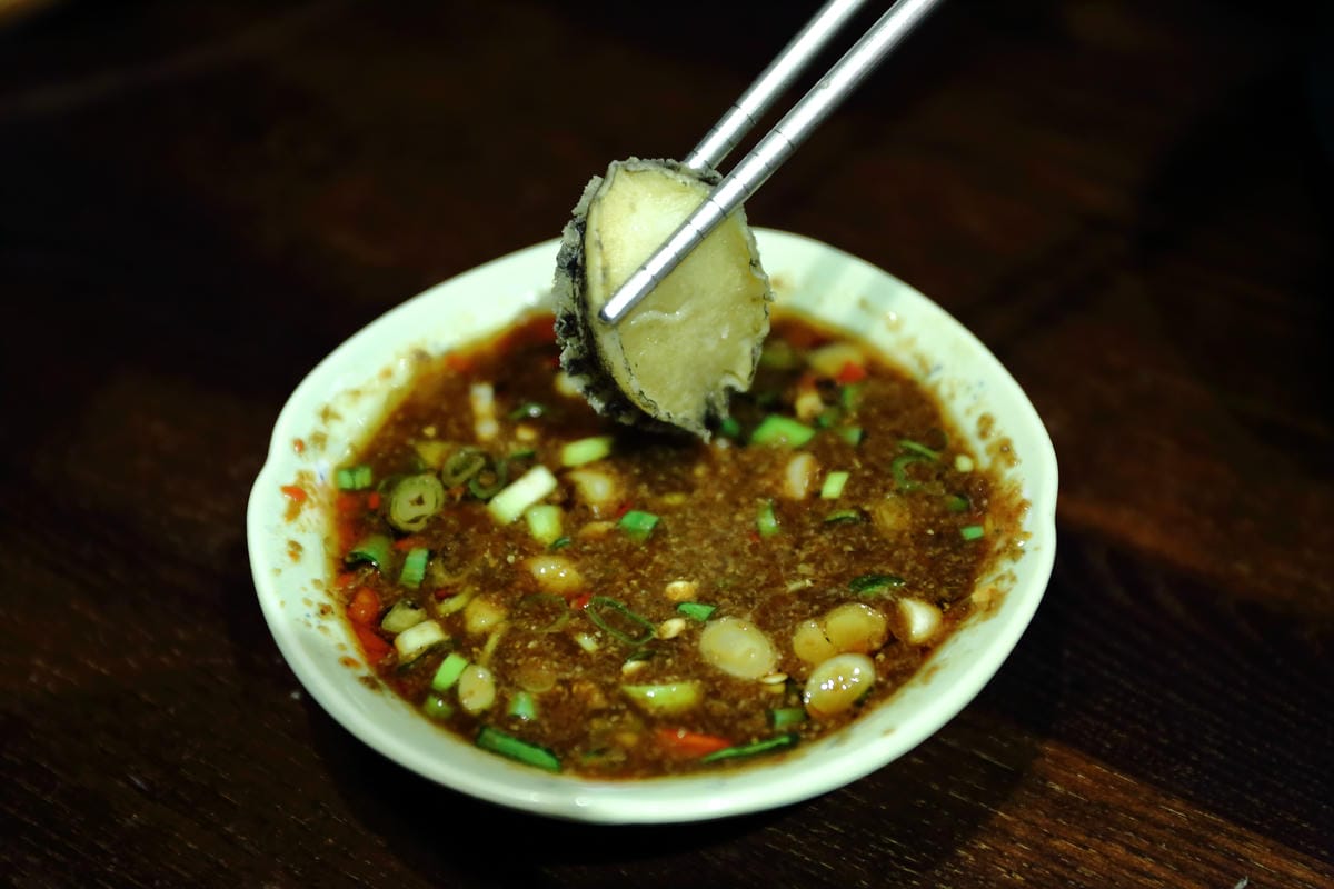 【食||萬華】上乘三家西門旗艦店〜西門火鍋推薦。超澎湃雙人帝王蟹龍蝦鍋，大海精華襲擊你的味蕾！(已歇業)