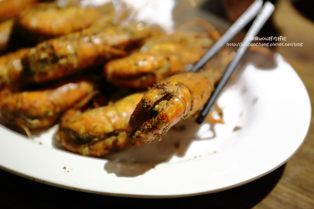 【食||台北】燒蝦〜大同區延平北路/活蝦居酒屋。活泰國蝦現點現撈，蝦子控的天堂！