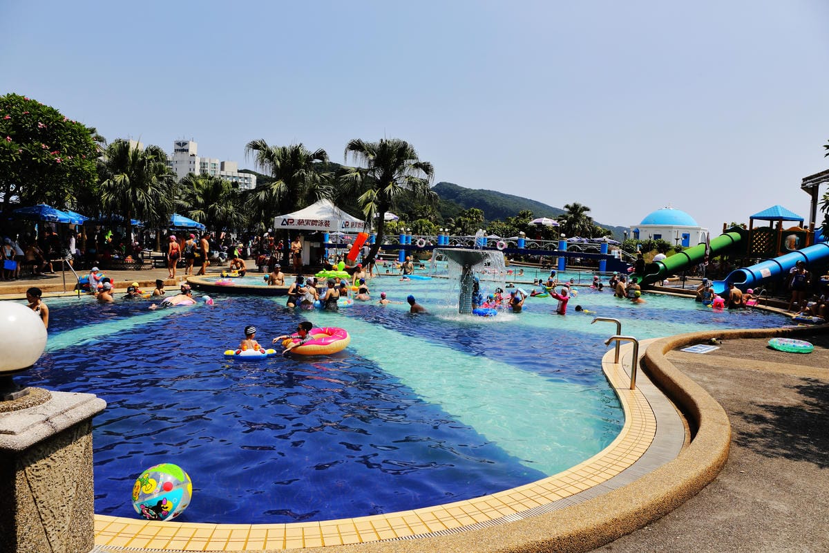 【遊||萬里】2016翡翠灣夏日樂園〜這麼熱不玩水是要幹嘛呢？北海岸玩水趣，清涼一夏！