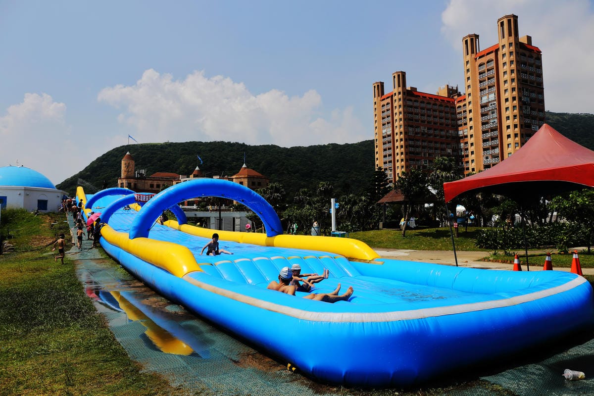 【遊||萬里】2016翡翠灣夏日樂園〜這麼熱不玩水是要幹嘛呢？北海岸玩水趣，清涼一夏！