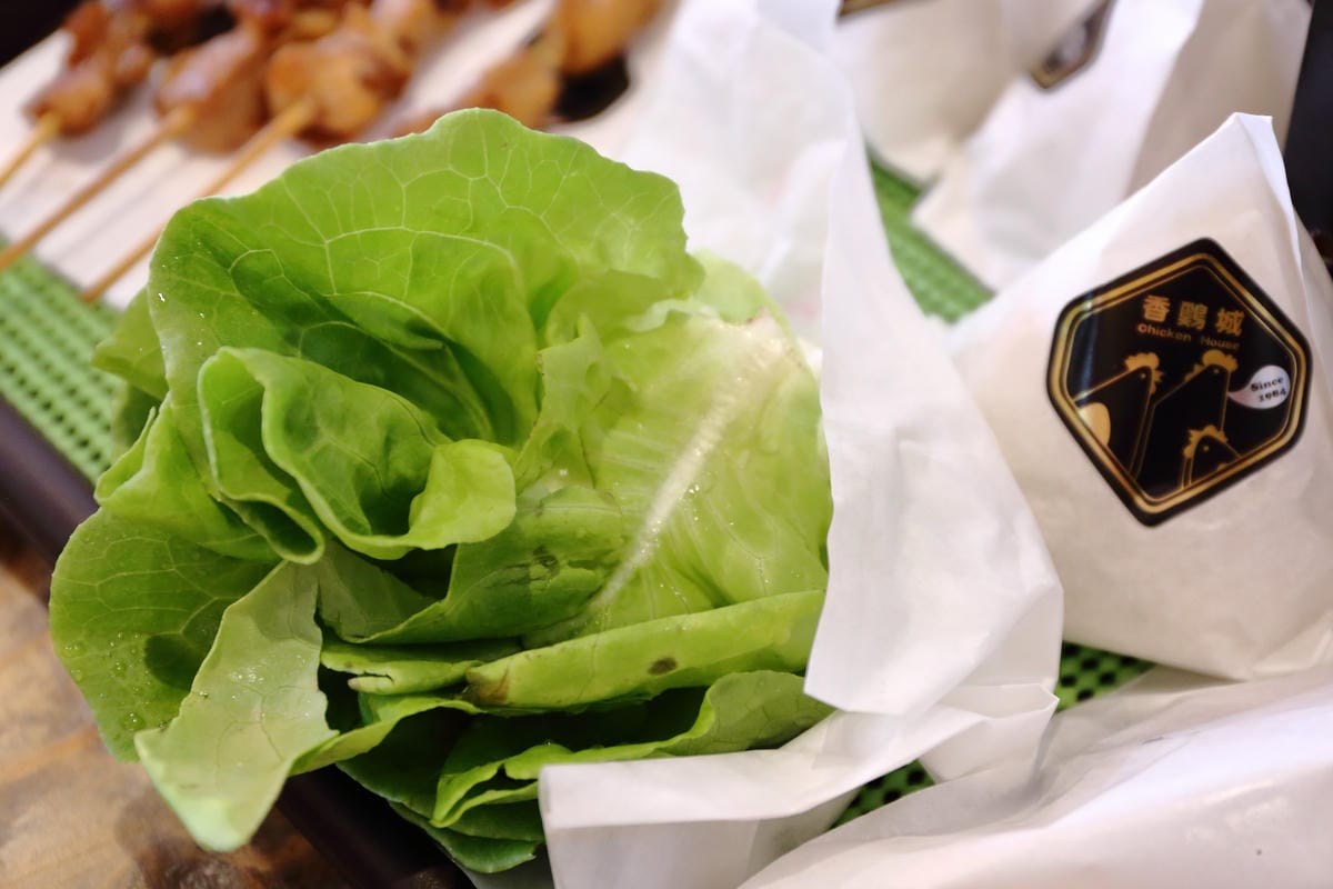 【食||新北八里】新時代香雞城〜回來了！全台灣第一家手扒雞店，試營運搶先吃！(已歇業)