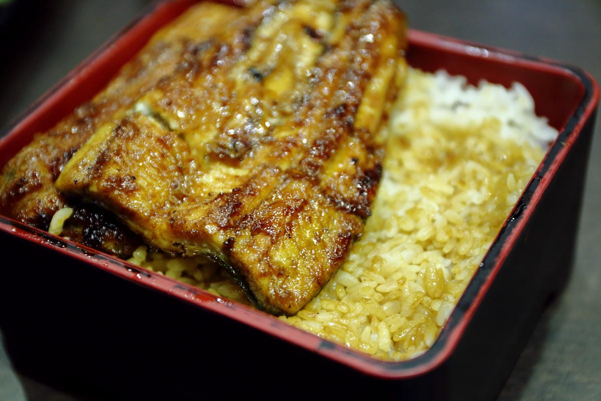 【食||台北】御成町浪漫鰻屋〜食尚玩家推薦。多樣鰻魚創意料理，原來鰻魚也可以這樣吃！