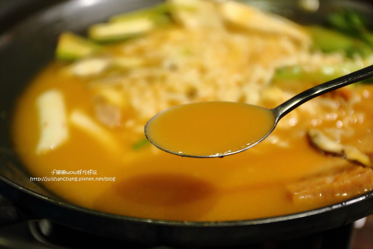 【食||台北】啾哇嘿喲〜南京復興韓式料理新開幕！全台灣第一家八色烤牛肉，八種口味一次滿足！