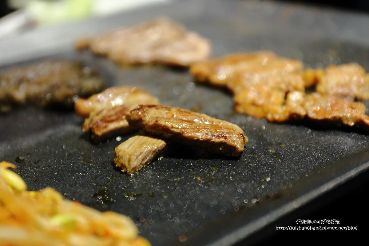 【食||台北】啾哇嘿喲〜南京復興韓式料理新開幕！全台灣第一家八色烤牛肉，八種口味一次滿足！