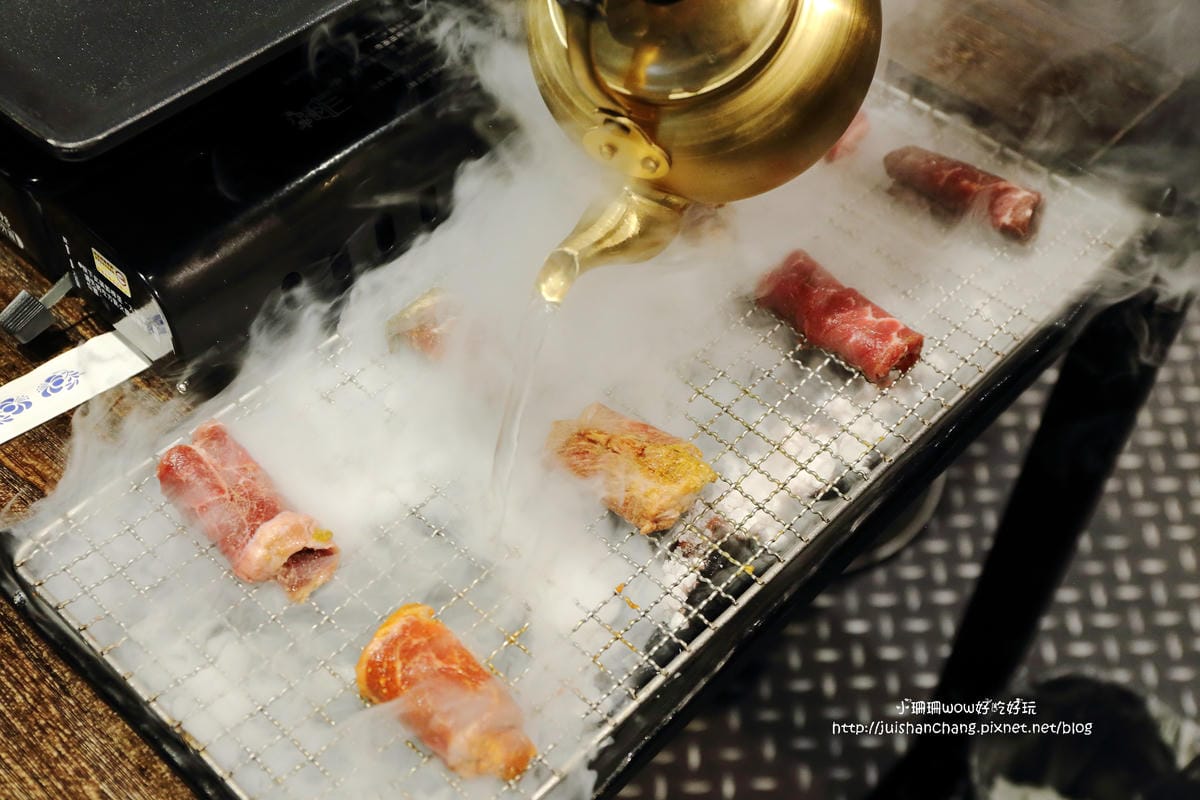 【食||台北】啾哇嘿喲〜南京復興韓式料理新開幕！全台灣第一家八色烤牛肉，八種口味一次滿足！