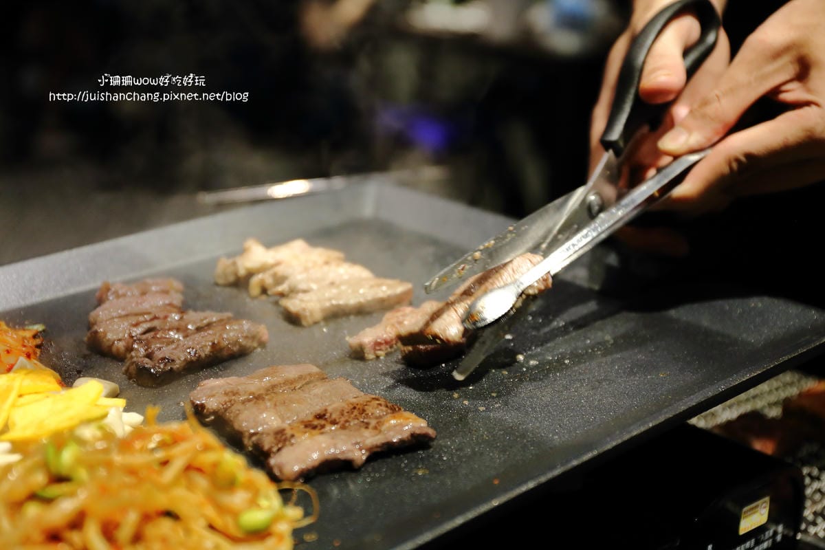 【食||台北】啾哇嘿喲〜南京復興韓式料理新開幕！全台灣第一家八色烤牛肉，八種口味一次滿足！