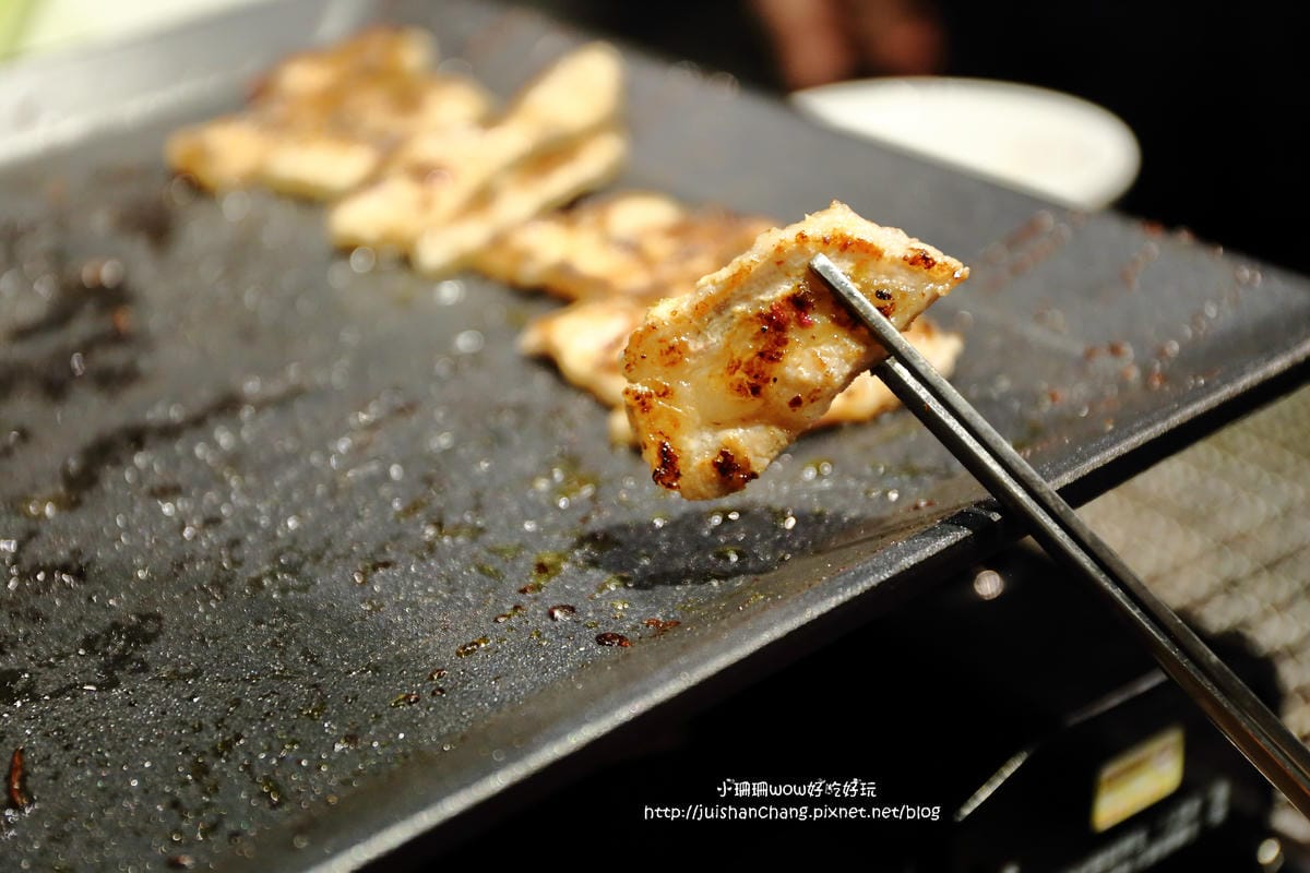 【食||台北】啾哇嘿喲〜南京復興韓式料理新開幕！全台灣第一家八色烤牛肉，八種口味一次滿足！