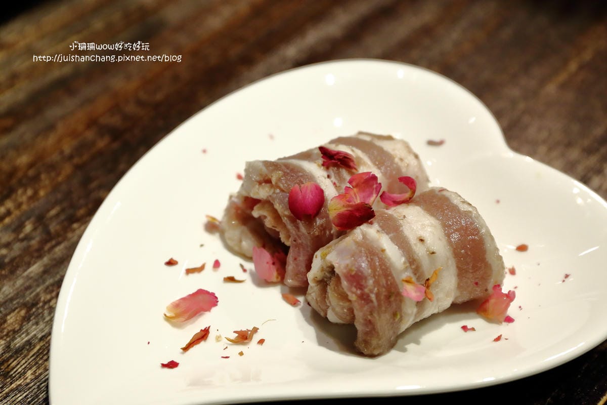 【食||台北】啾哇嘿喲〜南京復興韓式料理新開幕！全台灣第一家八色烤牛肉，八種口味一次滿足！