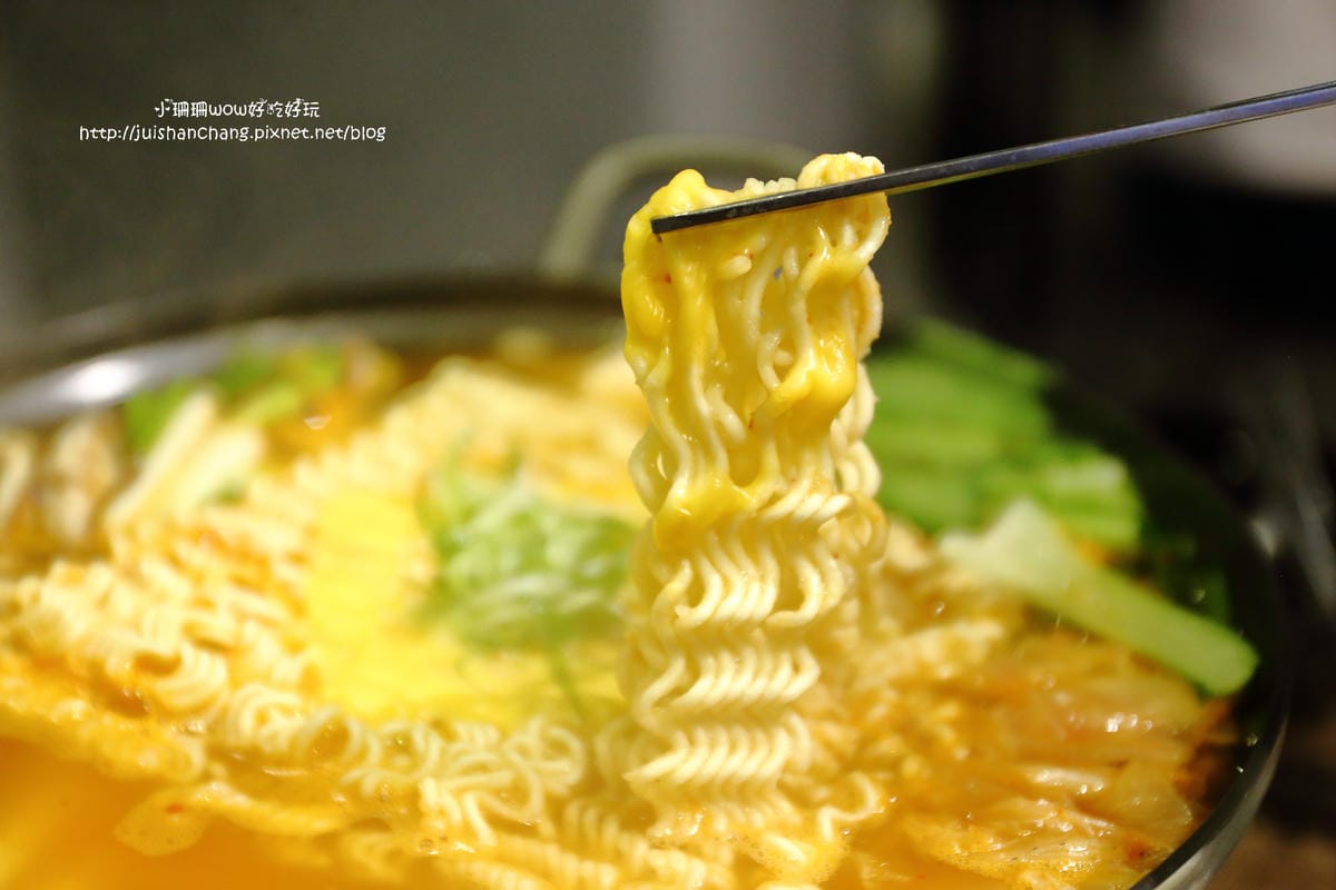 【食||台北】啾哇嘿喲〜南京復興韓式料理新開幕！全台灣第一家八色烤牛肉，八種口味一次滿足！