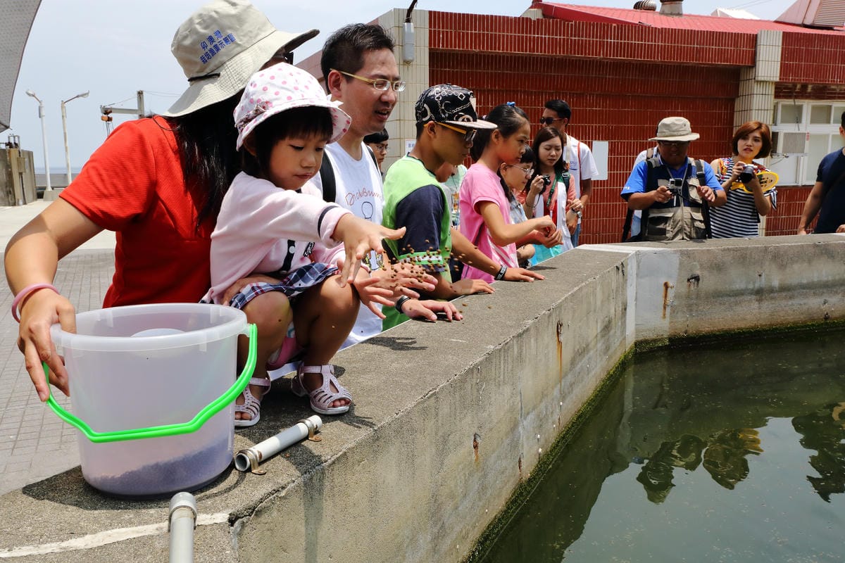 【遊||基隆】小小漁夫漁村體驗活動〜小小漁夫『摸魚趣』！探訪臺灣農漁村生活之美為核心，體驗漁民與海掙食的樂趣與甘苦！