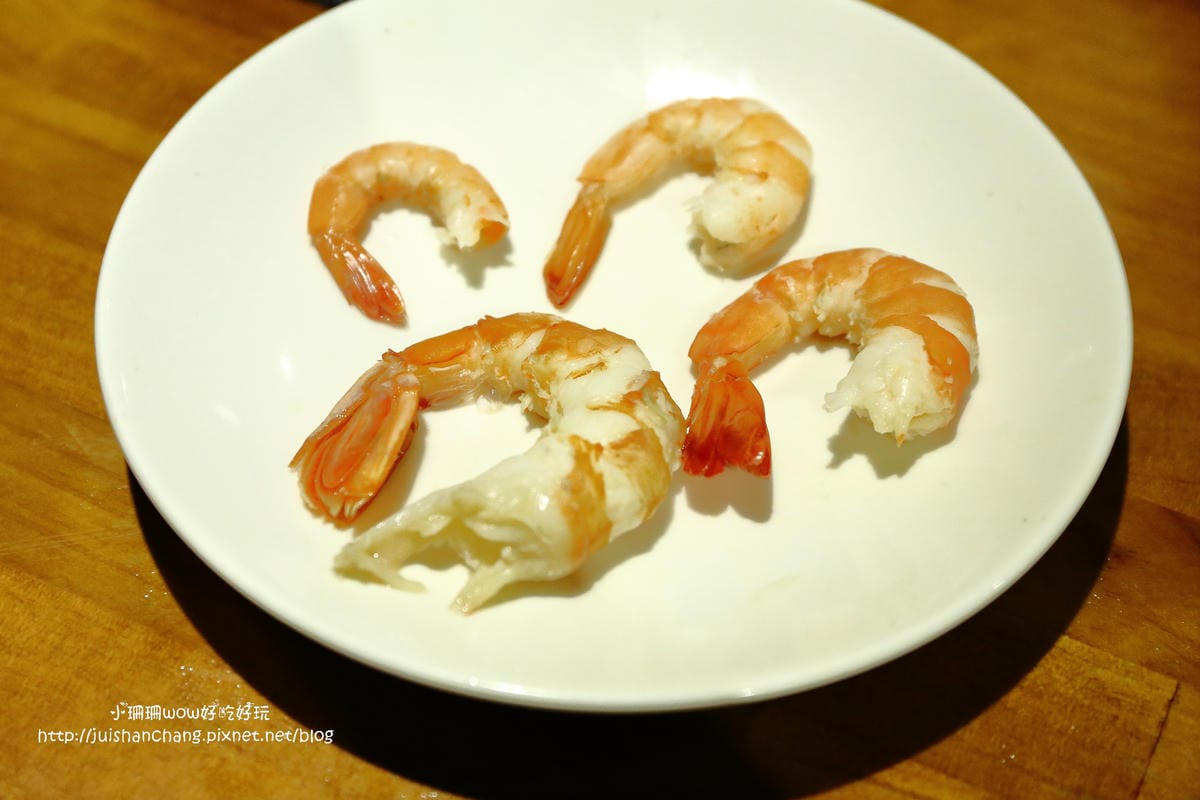 【食||台北】大釧鍋物〜懸賞5億貝里『藍波龍蝦』緝捕歸案？！主打活海鮮，新鮮看得見，頂級食材，高貴不貴的享受！
