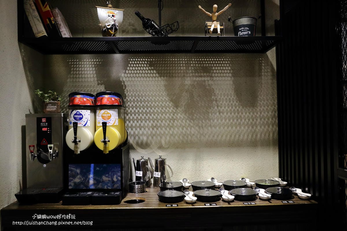 【食||台北】大釧鍋物〜懸賞5億貝里『藍波龍蝦』緝捕歸案？！主打活海鮮，新鮮看得見，頂級食材，高貴不貴的享受！