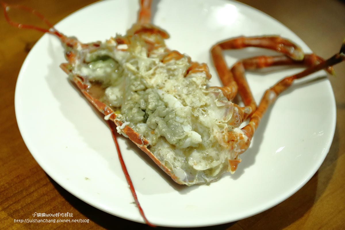 【食||台北】大釧鍋物〜懸賞5億貝里『藍波龍蝦』緝捕歸案？！主打活海鮮，新鮮看得見，頂級食材，高貴不貴的享受！