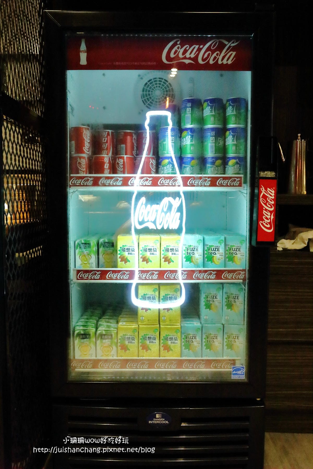 【食||台北】大釧鍋物〜懸賞5億貝里『藍波龍蝦』緝捕歸案？！主打活海鮮，新鮮看得見，頂級食材，高貴不貴的享受！