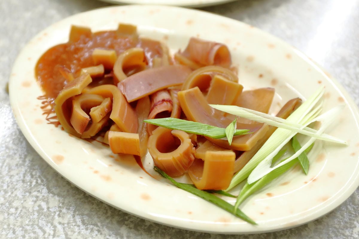 【食||中和】老爹米粉湯〜中永和宵夜推薦！滿滿一桌的菜只要三百大洋！(已歇業)