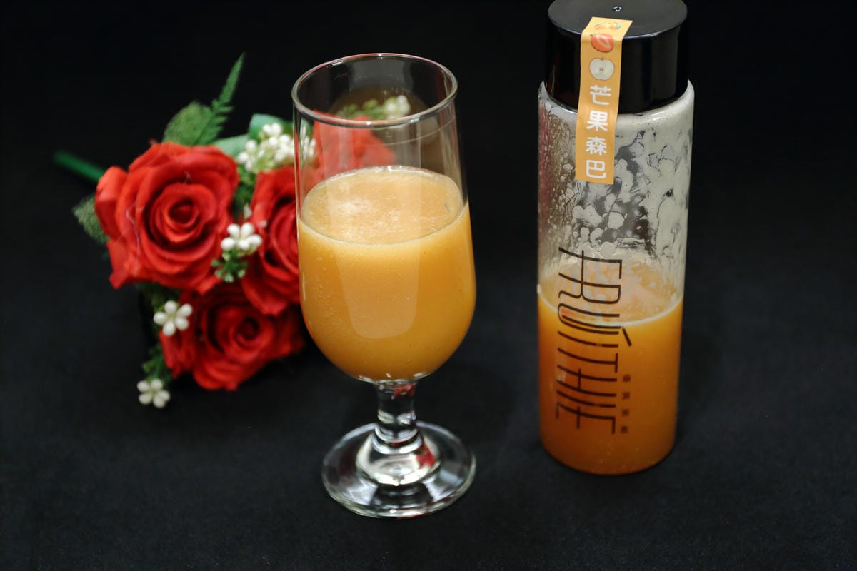 【食||台北】Fruithie優異果鄉 果汁果昔專賣〜東區果汁飲料冰沙。用喝的保養品？！來杯清爽的100%天然果汁吧！
