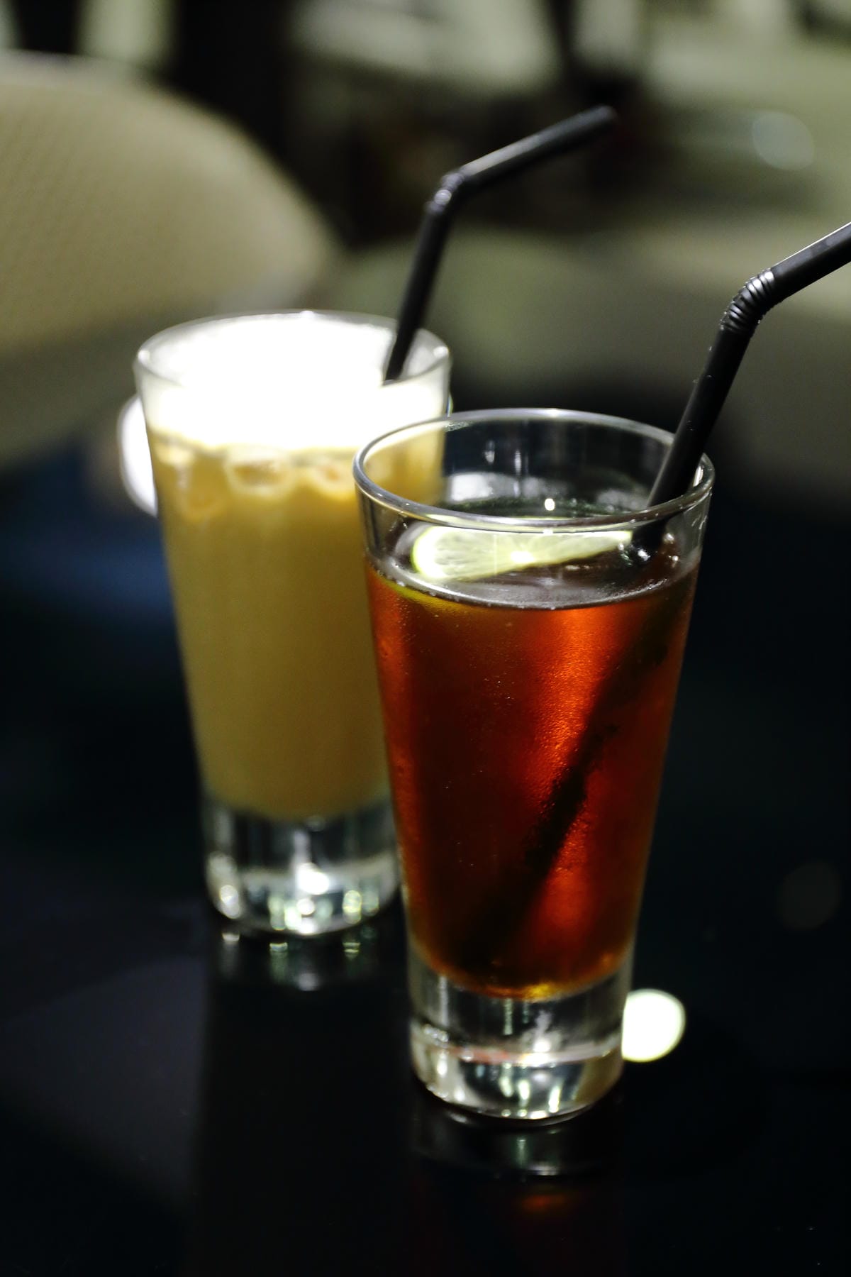 【食||台北】百家樂鐵板燒〜台北鐵板燒。精緻鐵板料理，高CP值海陸全餐，就是給你一整隻活龍蝦！