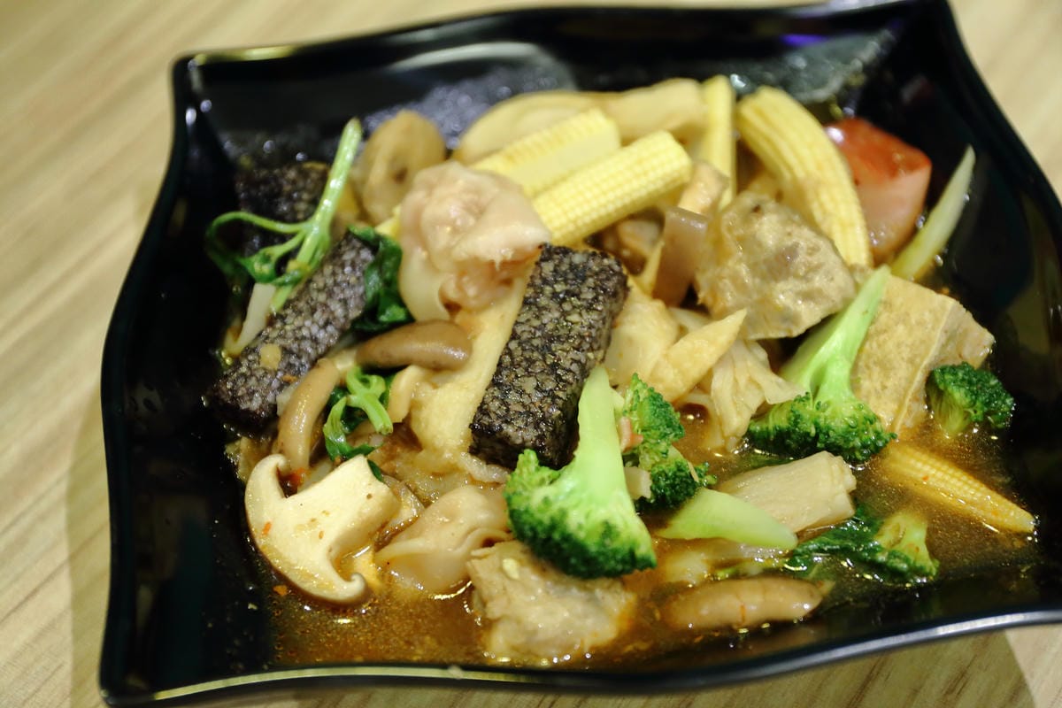 【食||桃園】就醬滷川式滷味～來自四川的麻辣燙，多項食材獨家自製，香辣快感，一吃上癮！(已歇業)