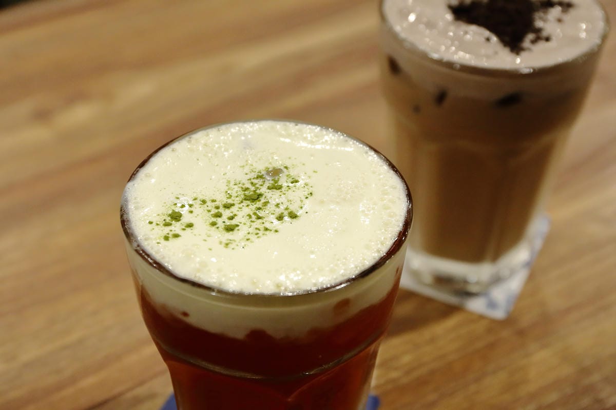 【食||永和】鬍子茶Who’s Tea～從台中發跡的新型態複合式餐飲來了，樂華商圈新開幕！早午餐/下午茶/無線wifi/免費插座/不限時(已歇業)