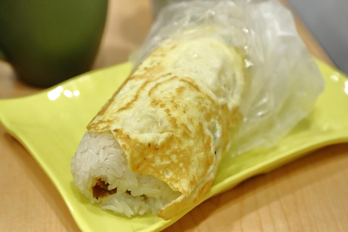 【食||板橋】漿夫人永和豆漿～人氣宵夜早餐！只賣宵夜場的豆漿？一到晚上就聚集了很多夜貓子…