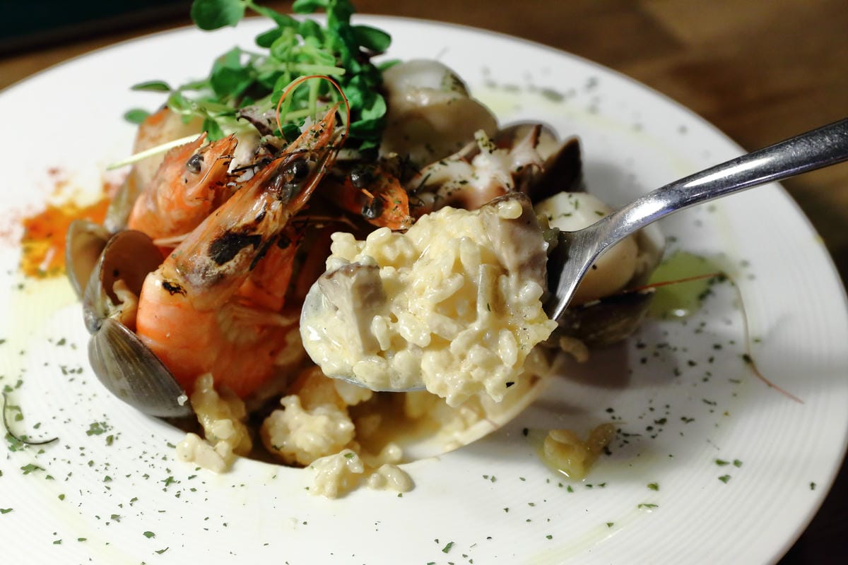 【食||台北】We & Me Cafe～市政府早午餐。激推必吃全天候brunch，平價美味又豐盛，每樣都好好吃！