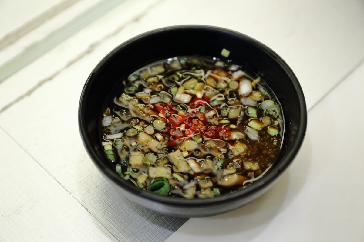 【食。板橋】樂聚鍋物〜板橋火鍋新開幕。一共9種海鮮的無敵海鮮盤，超澎湃又超高CP值的海陸火鍋！(已歇業)