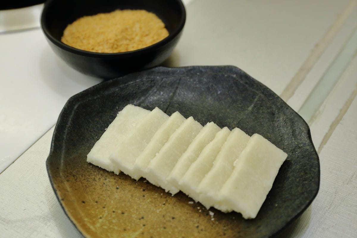 【食。板橋】樂聚鍋物〜板橋火鍋新開幕。一共9種海鮮的無敵海鮮盤，超澎湃又超高CP值的海陸火鍋！(已歇業)