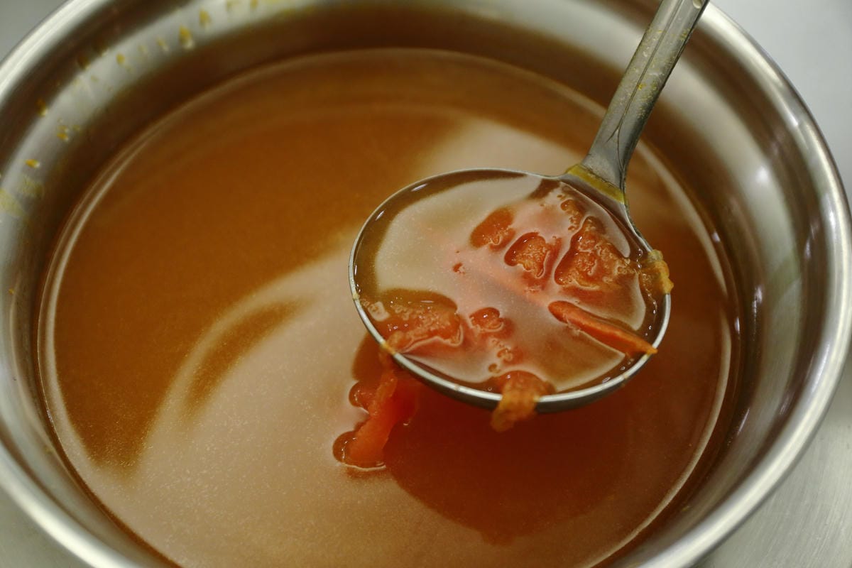 【食。板橋】樂聚鍋物〜板橋火鍋新開幕。一共9種海鮮的無敵海鮮盤，超澎湃又超高CP值的海陸火鍋！(已歇業)