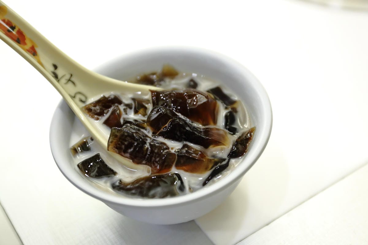 【食。板橋】樂聚鍋物〜板橋火鍋新開幕。一共9種海鮮的無敵海鮮盤，超澎湃又超高CP值的海陸火鍋！(已歇業)