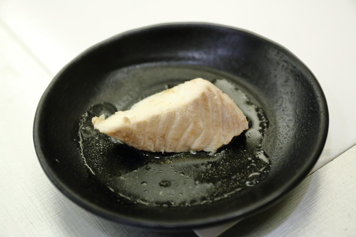 【食。板橋】樂聚鍋物〜板橋火鍋新開幕。一共9種海鮮的無敵海鮮盤，超澎湃又超高CP值的海陸火鍋！(已歇業)