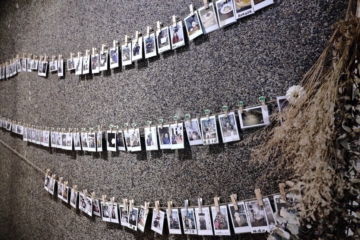 【食。台北】At • First Brunch 緣來〜雙連早午餐。隱藏在巷弄的懷舊風小店，平價人氣早午餐/義大利麵/漢堡