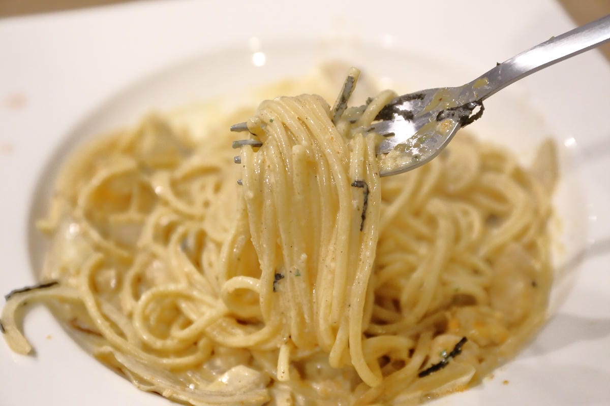 【食。台北】At • First Brunch 緣來〜雙連早午餐。隱藏在巷弄的懷舊風小店，平價人氣早午餐/義大利麵/漢堡