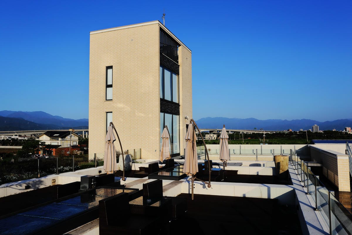 【宿。宜蘭】樂健活 日光綠築〜坐擁綠意盎然的稻田美景，來這兒擁抱大自然渡假吧！