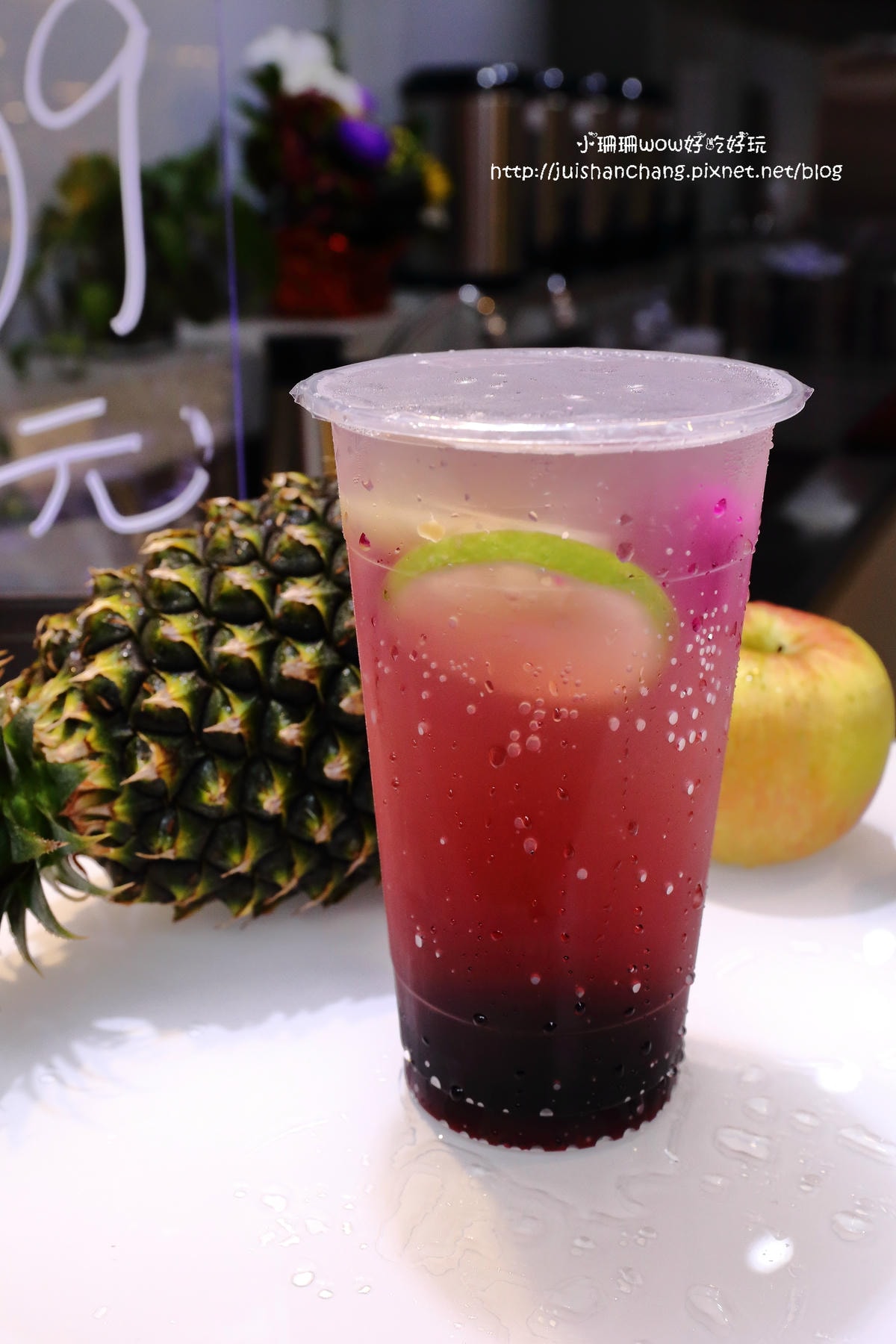 【食。台中】KING Juicy〜逢甲夜市美食新開幕!健康新概念注入果汁,無塵室新鮮現打/卡哇伊小動物趣味造型吸管套免費送,創造可愛回憶/便當街/現打果汁/國王特調果汁(已歇業)