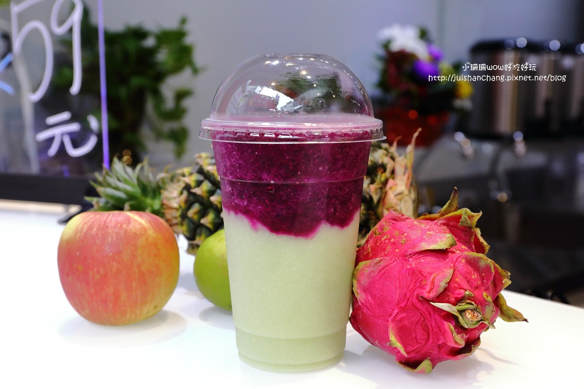 【食。台中】KING Juicy〜逢甲夜市美食新開幕!健康新概念注入果汁,無塵室新鮮現打/卡哇伊小動物趣味造型吸管套免費送,創造可愛回憶/便當街/現打果汁/國王特調果汁(已歇業)