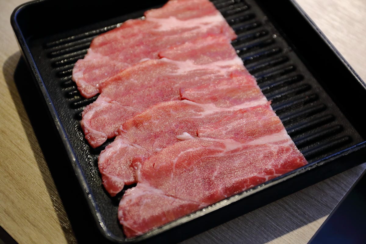 【食。中壢】韓舍韓式烤肉吃到飽〜烤肉男女韓式烤肉吃到飽、韓式美味無限供應，超療癒烤五花肉大口吃！(已歇業)