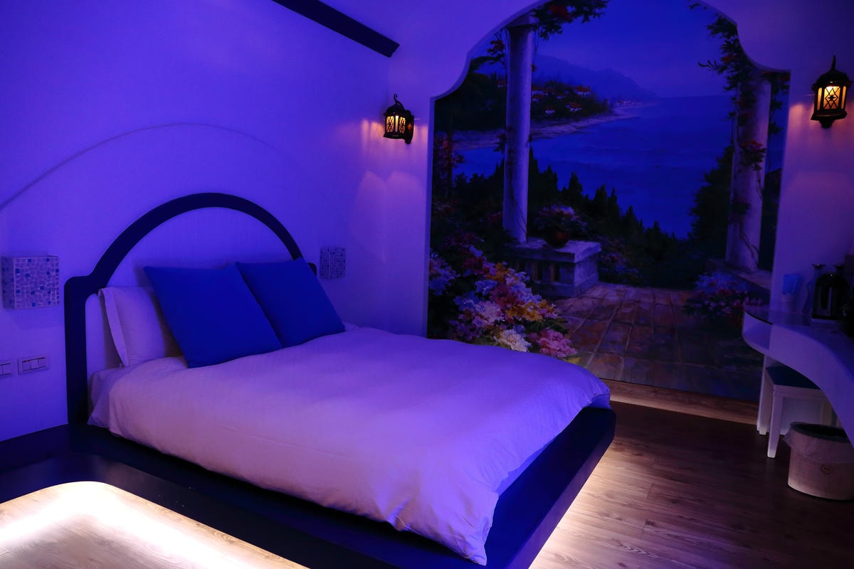 【宿。花蓮】女王萬歲民宿〜花蓮必住!市區首選,近東大門夜市,特色異國風格民宿,如女王般的享受呀!