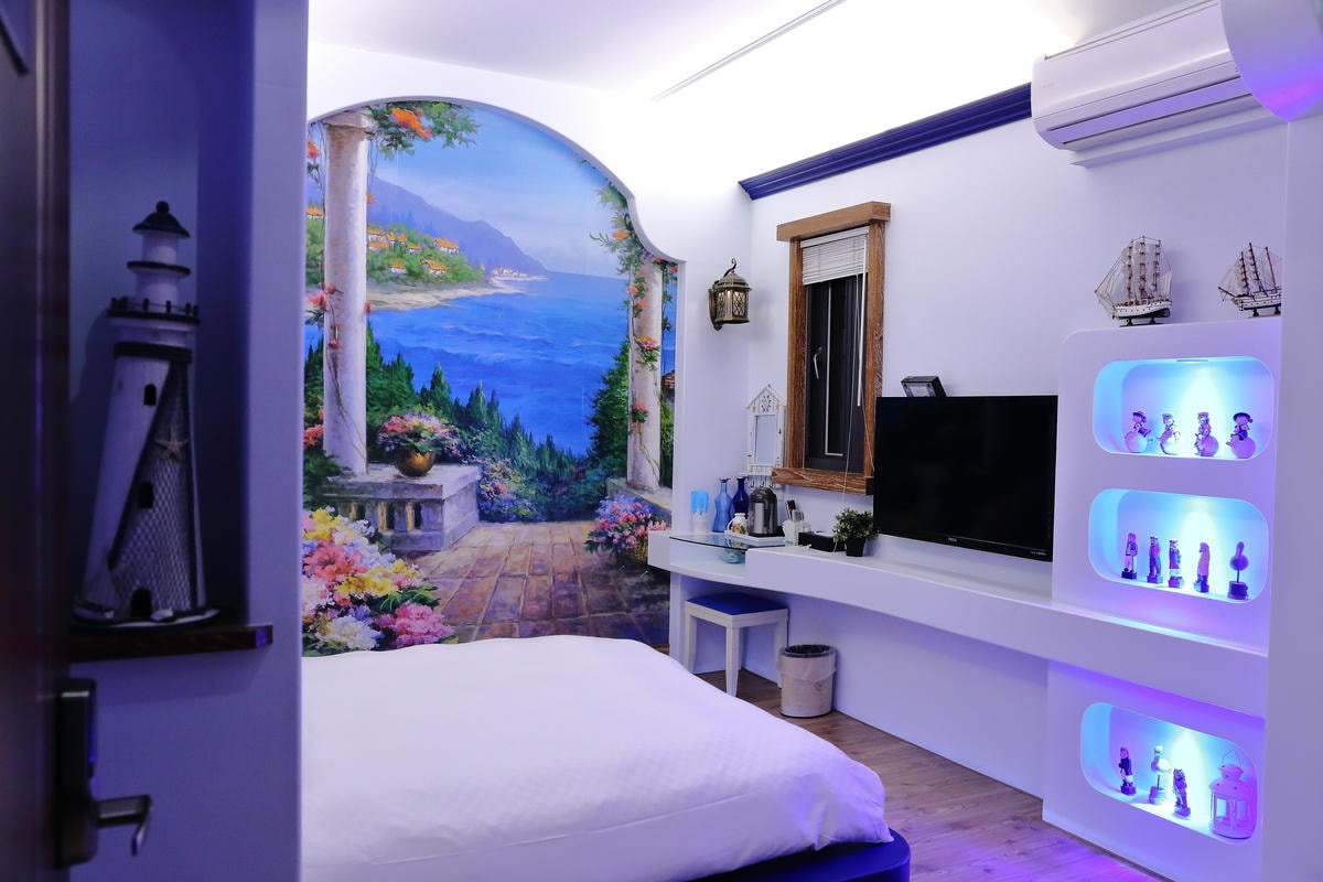 【宿。花蓮】女王萬歲民宿〜花蓮必住!市區首選,近東大門夜市,特色異國風格民宿,如女王般的享受呀!