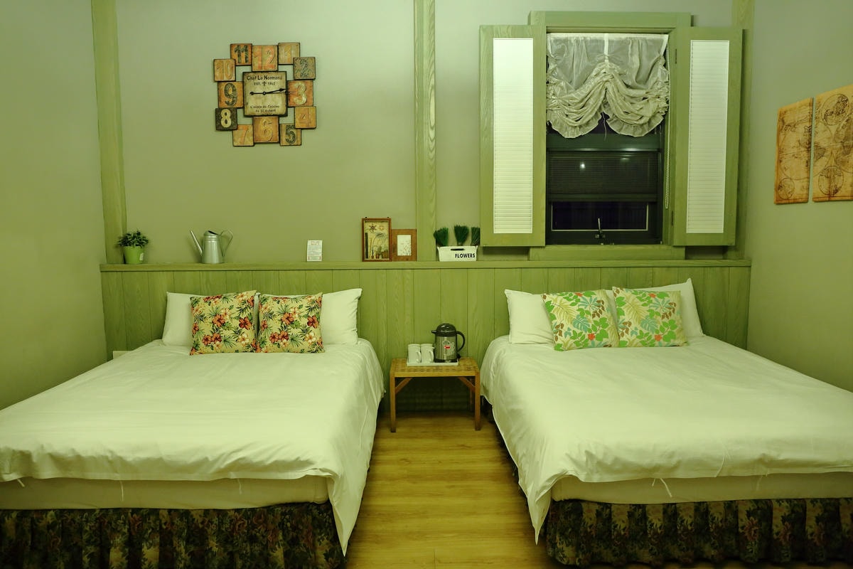 【宿。花蓮】女王萬歲民宿〜花蓮必住!市區首選,近東大門夜市,特色異國風格民宿,如女王般的享受呀!